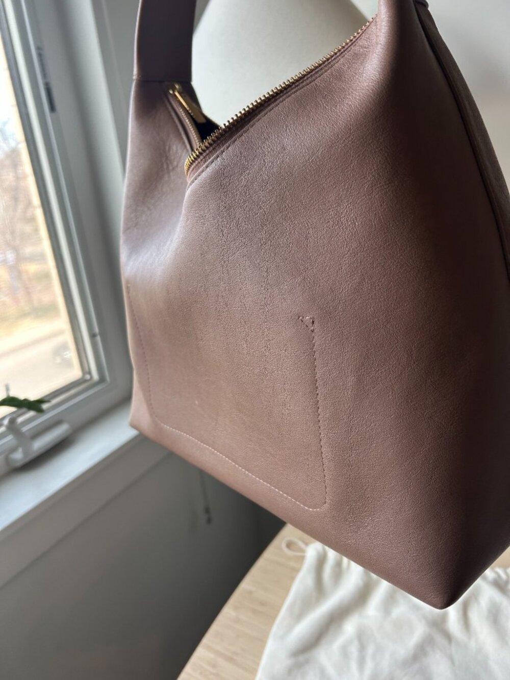 Mansur Gavriel / Candy Hobo / Biscotto / EUC - Picture 13 of 15